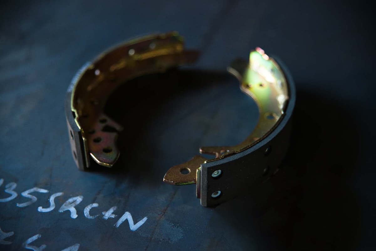 Brake shoes manufacturing