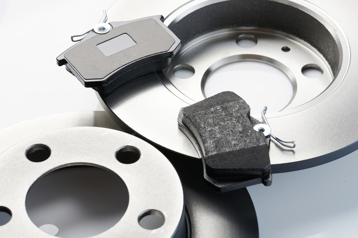 Brake pads - manufacturing and renovation